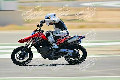 media/Sep-07-2025-TrackXperience (Sun) [[ee17e62fad]]/Level 3/Session 4 (Lower Chicane)/